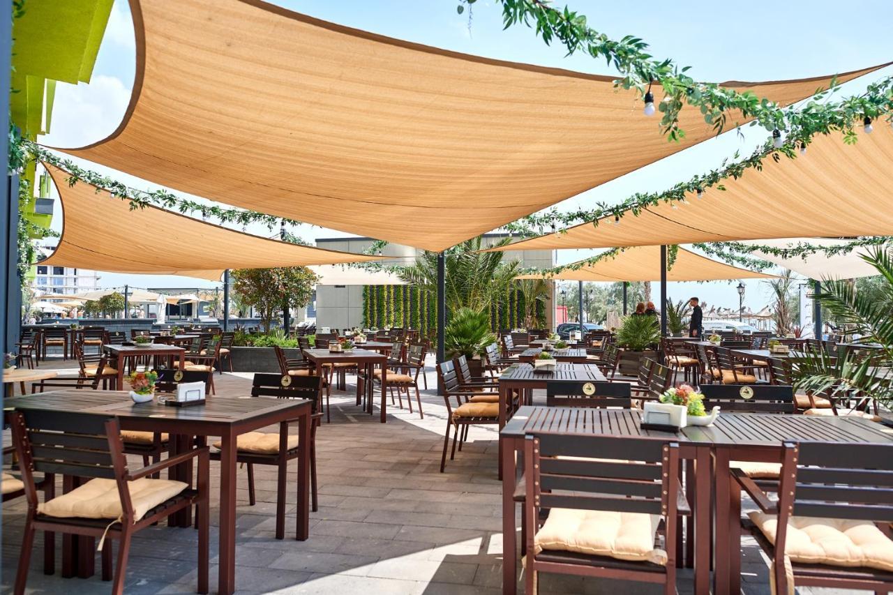 Rainbow Sea View Apartment Spa N Pool Resort - Parking Mamaia Exterior foto